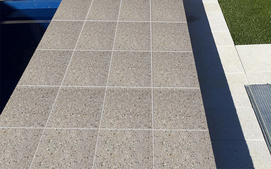Latte Exposed Aggregate Paver
