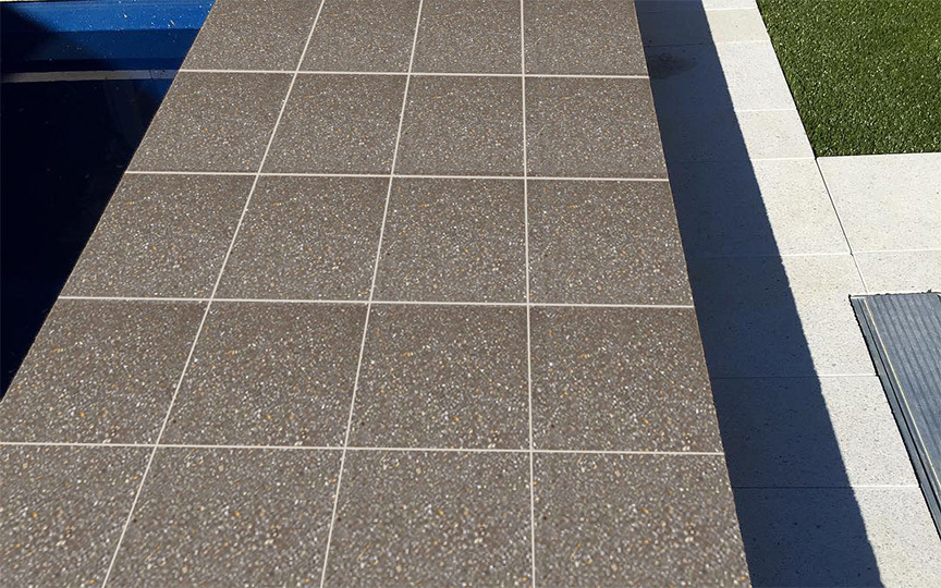 Mocha Exposed Aggregate Paver